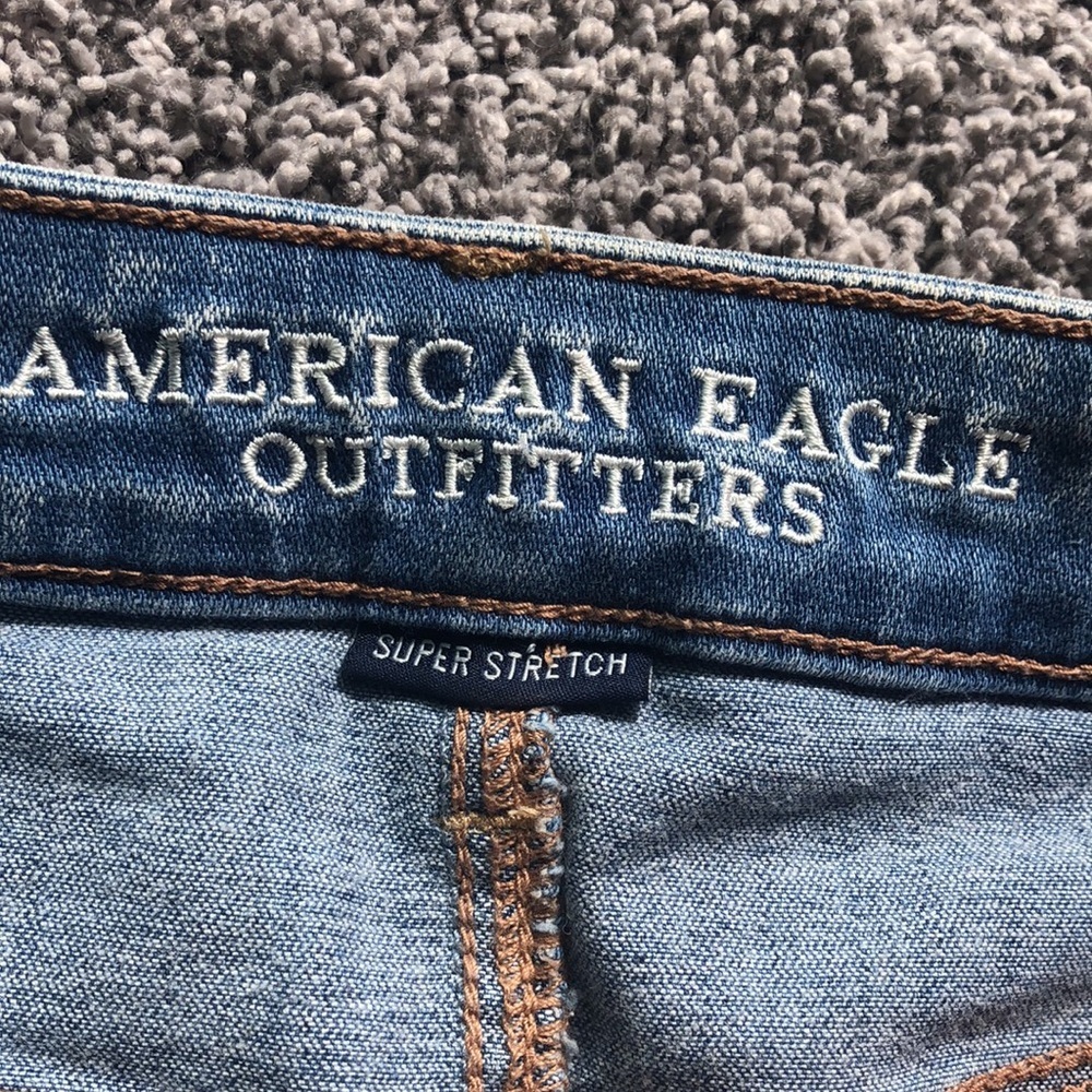 American Eagle highrise acid wash ripped shorts - Picture 2 of 4